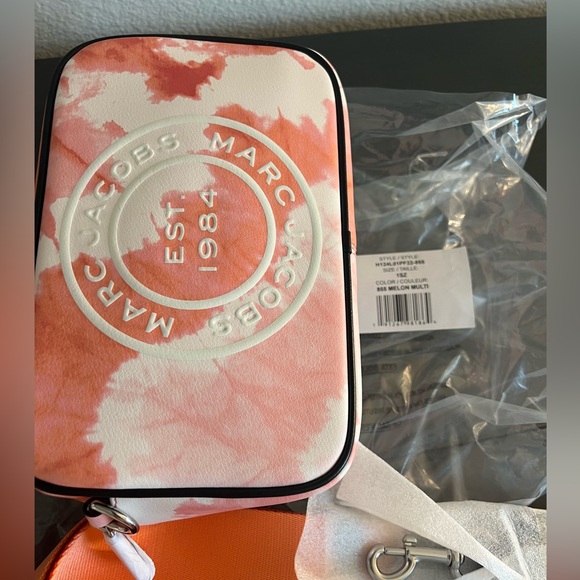 Marc Jacobs H124L01PF22-855 Tie Dye Signet Flash Camera Crossbody color: MELON - Picture 8 of 14